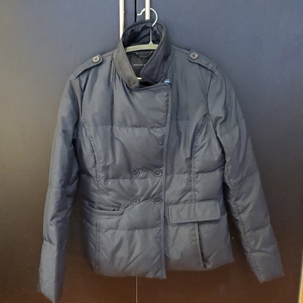 Navy blue puffer jacket